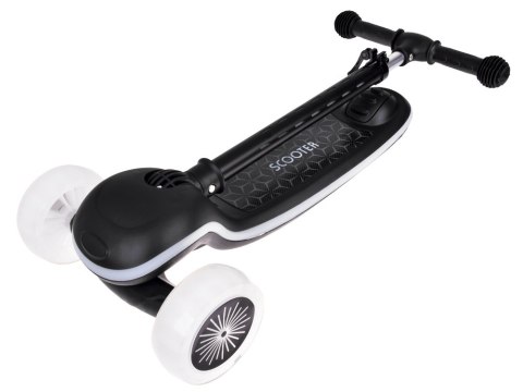 Balansowa hulajnoga SCOOTER 3-kołowa KOLOROWE ŚWIATEŁKA i MUZYKA SP0812