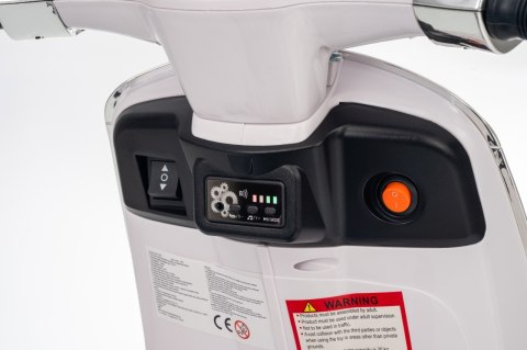 Motor elektryczny na akumulator Skuter Vespa ROMA Biały