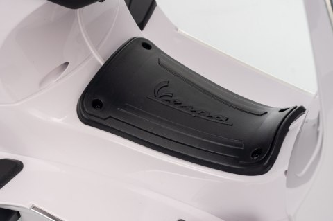 Motor elektryczny na akumulator Skuter Vespa ROMA Biały