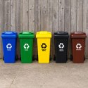 Zestaw 5 koszy na śmieci pojemniki 5x120L niebieski zielony żółty czarny brązowy makulatura szkło plastik odpady zmieszane BIO g