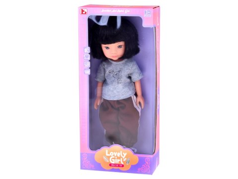Lovely Girl Lalka z krótkimi czarnymi włosami w sportowym stroju 33cm