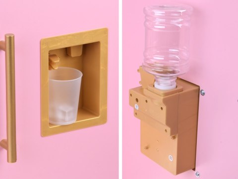 Duża kuchnia drewniana interaktywna glamour złote dodatki ekspres