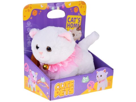 Kotek interaktywny chodzi na smyczy miauczy rusza ogonkiem