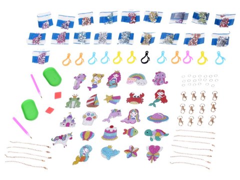 Kreatywny kalendarz adwentowy wyklejanka haft diamentowy breloczki