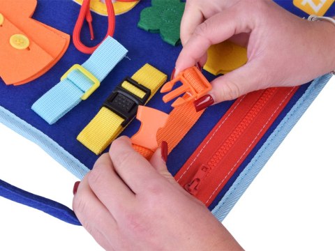 Materiałowa książeczka manipulacyjna edukacyjna + tablica markery