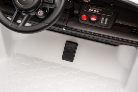 2osobowy Auto na akumulator  Porsche Taycan Turbo S Biały