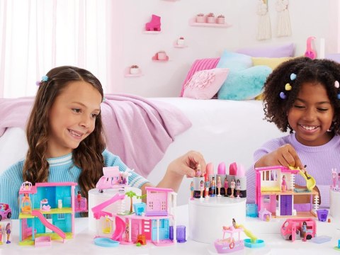Mattel Mini Barbie Land LALKA niespodzianka w szmince Barbie lub Ken