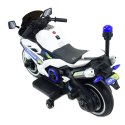 Motor policyjny z świecącym kogutem i syreną/A706-2