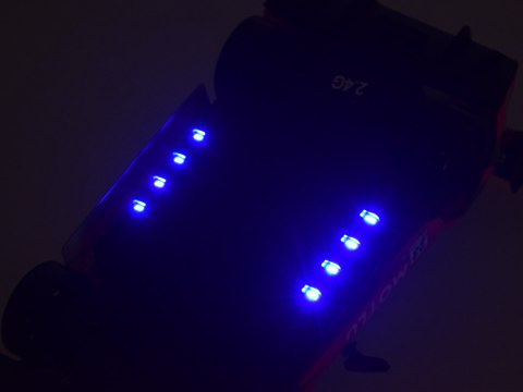 Zdalnie sterowany samochód sportowy 4x4 z funkcją driftu 1:24 RC0794