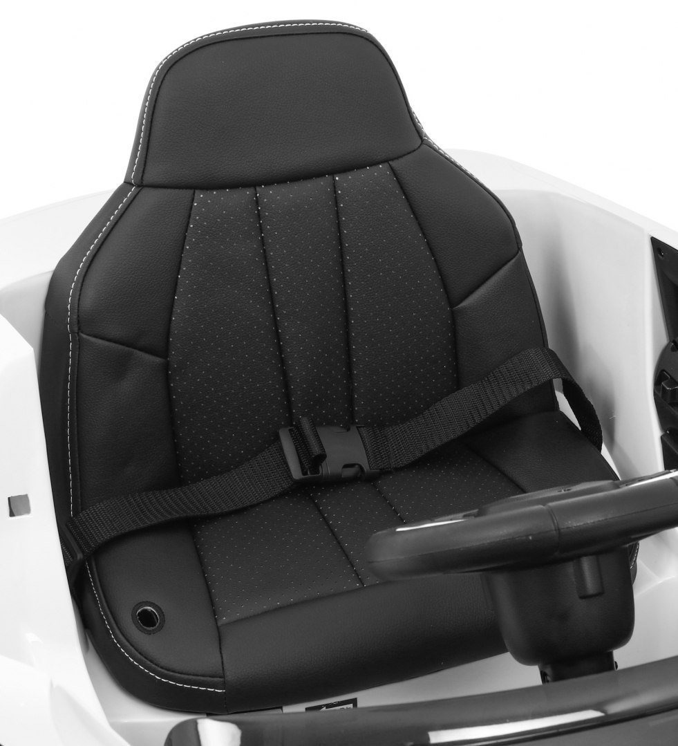 Samochód AUTO na akumulator BMW 6 GT Biały Samochód AUTO na akumulator BMW 6 GT Biały