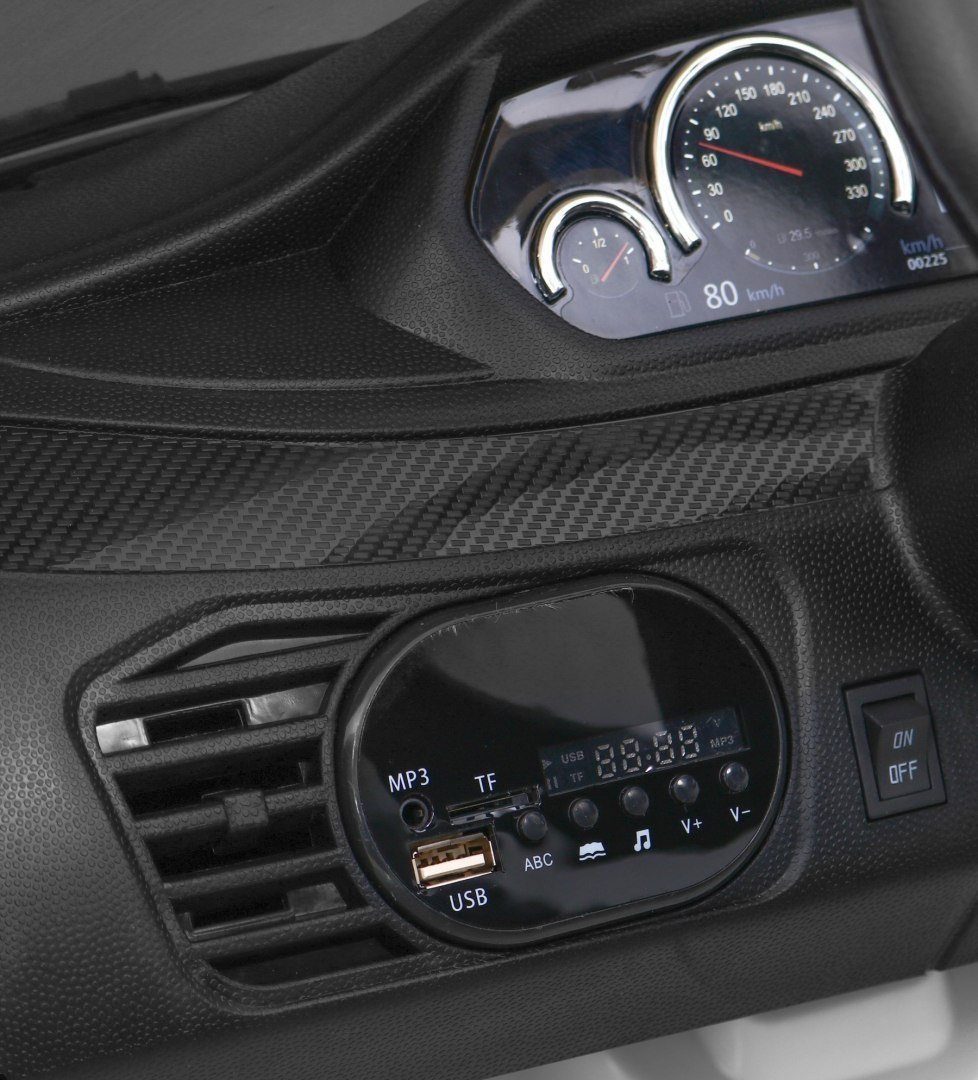 +PILOT +Skóra Samochód AUTO na akumulator BMW X6M +PILOT +Skóra Samochód AUTO na akumulator BMW X6M