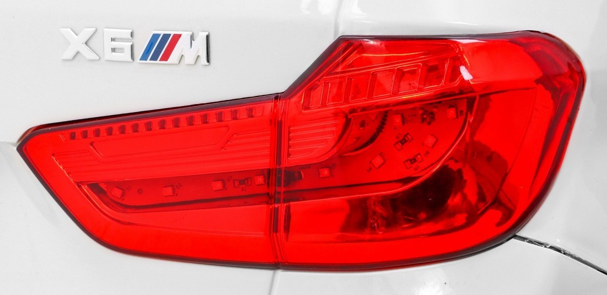 +PILOT +Skóra Samochód AUTO na akumulator BMW X6M +PILOT +Skóra Samochód AUTO na akumulator BMW X6M