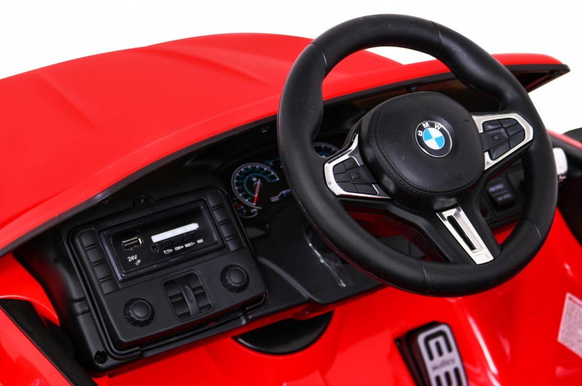 Samochód AUTO  na akumulator BMW M5 DRIFT Czerwony