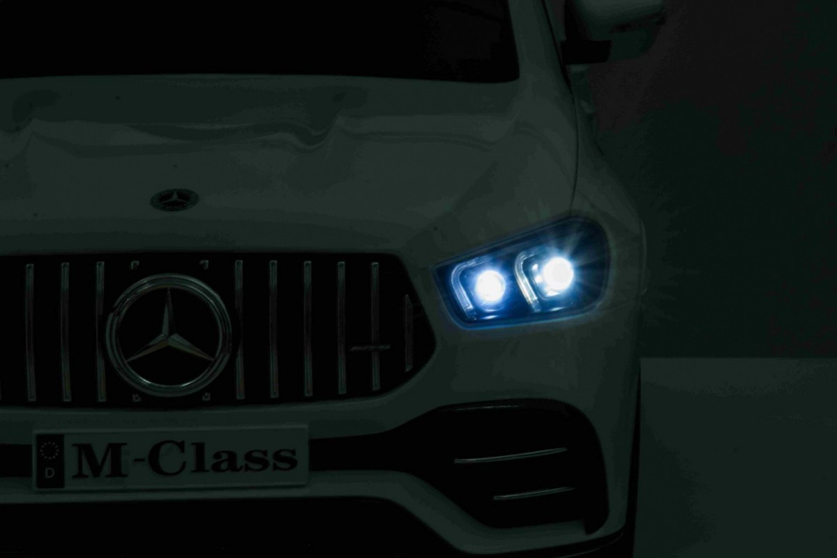 Pojazd Mercedes BENZ M-Class Biały Pojazd Mercedes BENZ M-Class Biały