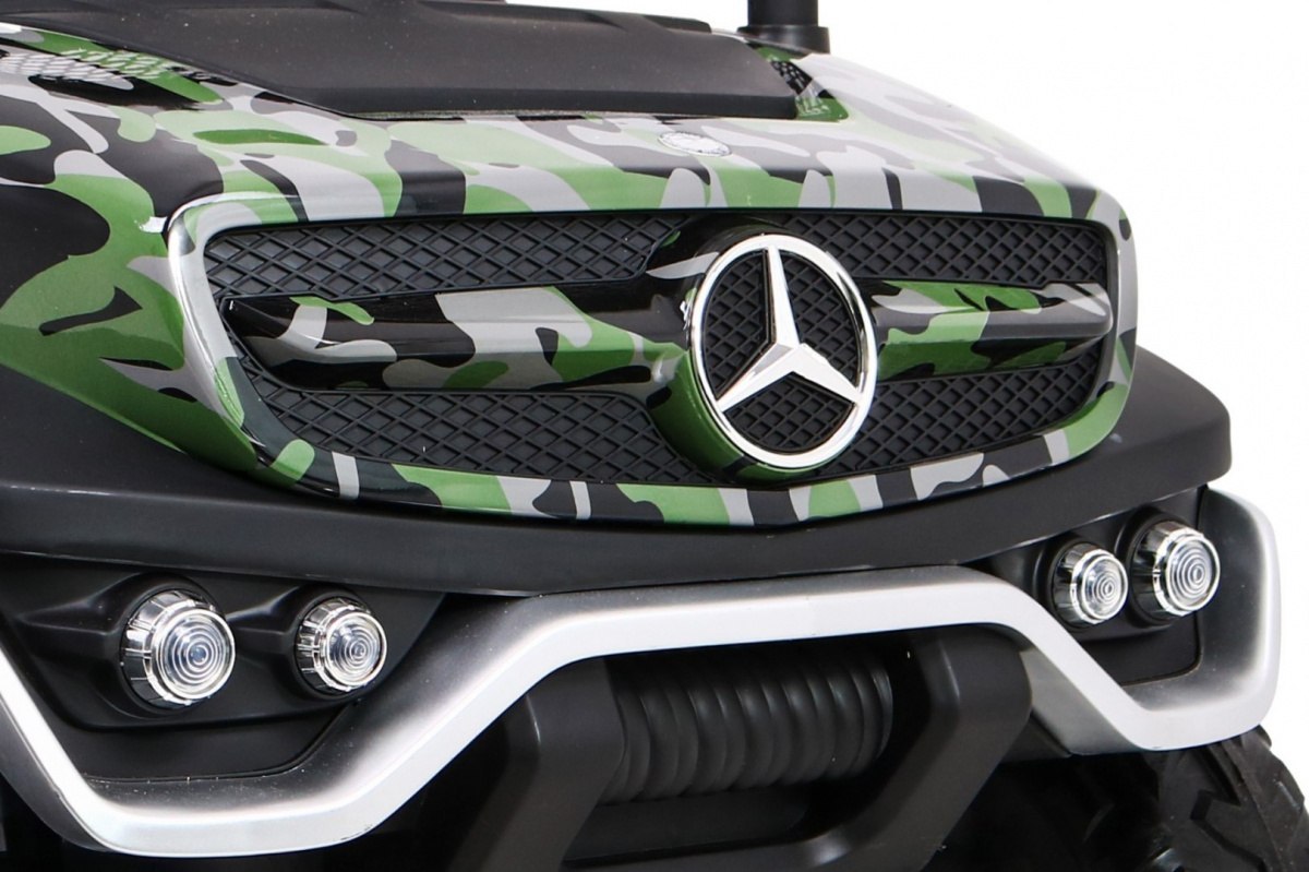 Pojazd Mercedes BENZ UNIMOG Moro Pojazd Mercedes BENZ UNIMOG Moro