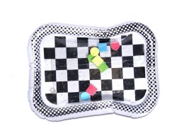 Mata wodna nadmuchiwana kontrastowa czarno-biała szachownica 65cmx50cm