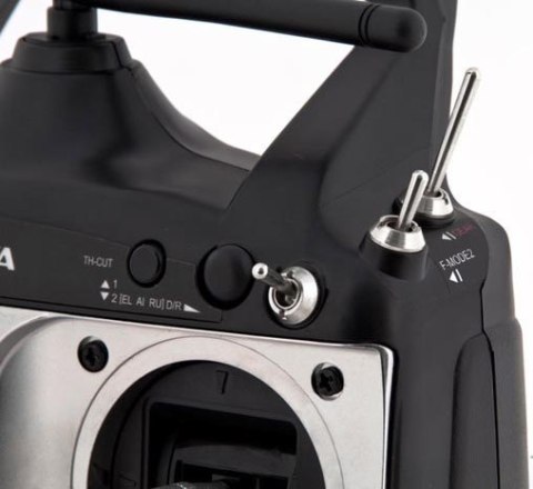 Aparatura SANWA SD-6G (Mode 2) + RX-60