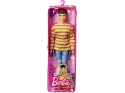 Barbie Lalka Stylowy Ken Chłopak w bluzie i spodenkach GRB91 ZA4922