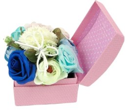 Bukier kwiatów w szkatułce flowerbox prezent róże