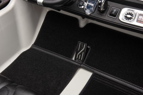 24V 800W 4x4 2osbowy Auto na akumulator Mercedes Benz G63 AMG Biały