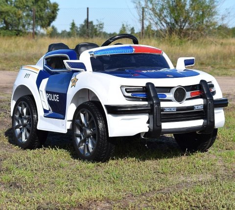 AUTO POLICYJNE 1028 SUPER DŹWIĘKI, SYRENY, ŚWIATŁA WERSJA EXCLUSIVE/1028