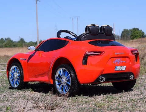 MASERATI ALFIERI Z AMORTYZATORAMI PILOT, LAKIER, PANEL MP4, ŚWIECĄCE KOŁA /SX-1728