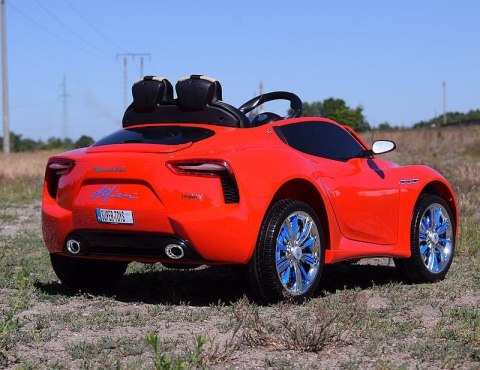 MASERATI ALFIERI Z AMORTYZATORAMI PILOT, LAKIER, PANEL MP4, ŚWIECĄCE KOŁA /SX-1728
