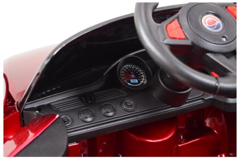 NAJNOWSZY ROADSTER Z AUTOMATYCZNIE OTWIERANYMI DRZWIAMI, FUNKCJA BUJANIA, WERSJA LAKIEROWANA/S2188