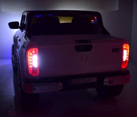 MERCEDES X LICENCJA POLICJA, 4X4 ,2x12V, MIĘKKIE KOŁA EVA, MIĘKKIE SIEDZENIE, 5 PUNKTOWE PASY /XMX606 MERCEDES X LICENCJA POLICJA, 4X4 ,2x12V, MIĘKKIE KOŁA EVA, MIĘKKIE SIEDZENIE, 5 PUNKTOWE PASY /XMX606