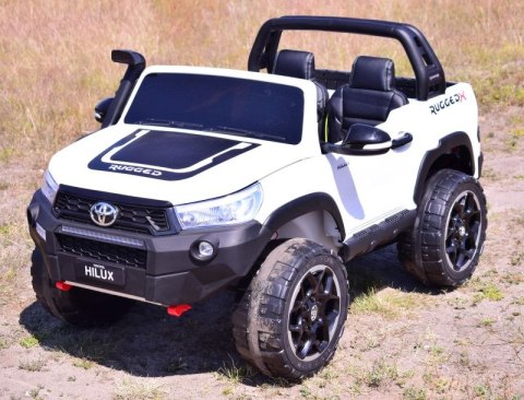 ORYGINALNA TOYOTA HILUX, 2X12V10AH W WALIZCE, PANEL SPORT, RADIO FM 4X4/DKHL850 ORYGINALNA TOYOTA HILUX, 2X12V10AH W WALIZCE, PANEL SPORT, RADIO FM 4X4/DKHL850