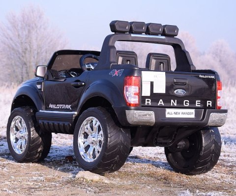 FORD F650 4X4 , 2x12V LICENCJA, PANEL MP4, MIĘKKIE KOŁA EVA, MIĘKKIE SIEDZENIE FULL OPCJA 12V/F650