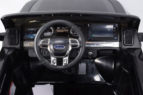 FORD F650 4X4 , 2x12V LICENCJA, PANEL MP4, MIĘKKIE KOŁA EVA, MIĘKKIE SIEDZENIE FULL OPCJA 12V/F650