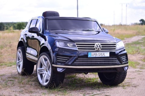 VW TOUAREG Z MP4, LAKIER, MIĘKKIE KOŁA, MIĘKKIE SIEDZENIE, PEŁNA OPCJA/F666