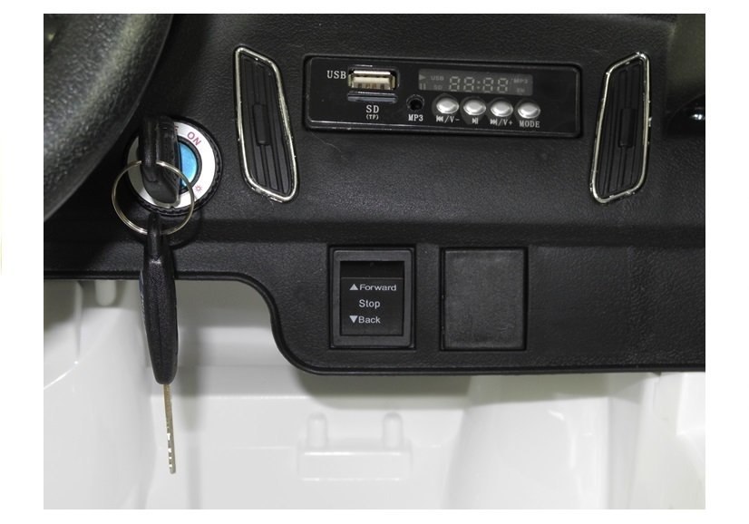 Auto na akumulator Ford Focus Czarne Lakierowane Auto na akumulator Ford Focus Czarne Lakierowane