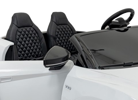 Dwuosobowy MAX 100Kg 2x200W 24V14Ah Auto na akumulator Audi Spyder R8 Dwuosobowy MAX 100Kg 2x200W 24V14Ah Auto na akumulator Audi Spyder R8