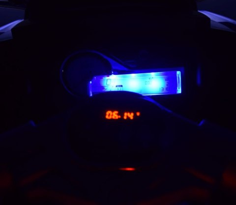 WIELKI MOTOR ŚCIGACZ, MIĘKKIE KOŁA EVA, MIĘKKIE SIEDZENIE STRONG 2 EXCLUSIVE/NEL-1300 WIELKI MOTOR ŚCIGACZ, MIĘKKIE KOŁA EVA, MIĘKKIE SIEDZENIE STRONG 2 EXCLUSIVE/NEL-1300